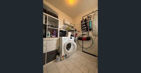 Well maintained 2 bedroom townhouse - Photo 5