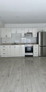 Gary Manor - Photo 3