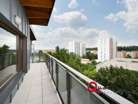Pronájem bytu 3+kk 135 m2 - Fotografie 5