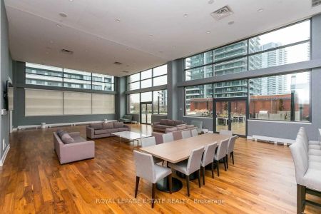 2212 Lake Shore Boulevard W #301 - Photo 4