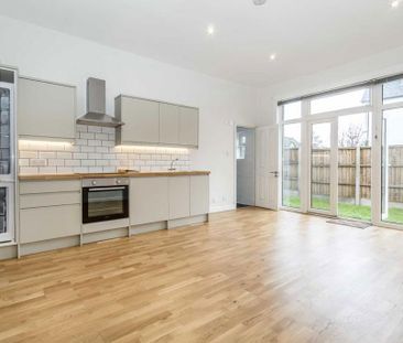 Studio to rent - Photo 3