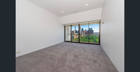 City Luxury Sky Home in "The Connaught" - Photo 5