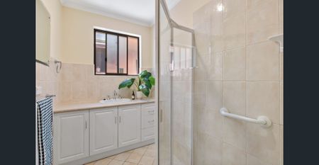 Light & Bright & Close To The City! - Photo 3