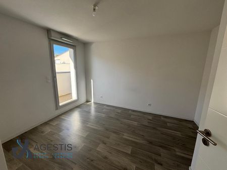 Location Appartement 2 pièces 41m² CASTANET TOLOSAN 31320 - Photo 2