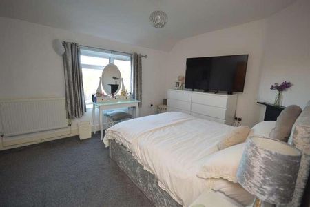 Gilda Terrace, Rayne Road, Braintree, CM77 - Photo 2