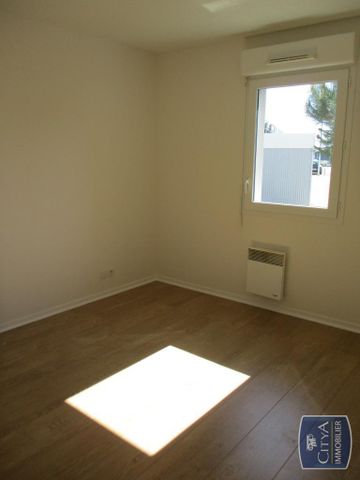 Location Appartement 2 pièces 47m² ST NAZAIRE 44600 - Photo 2