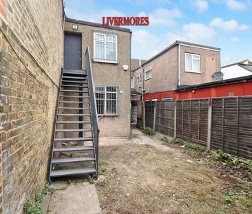 1 bedroom Flat to let - Photo 3