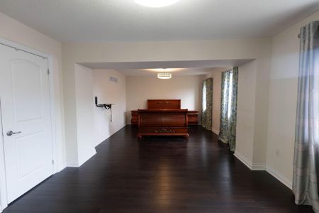 For Lease - 68 Impulse Circle, Brampton, Ontario - Photo 5