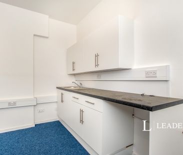 property to rent Bank Street, WR1 - Photo 2