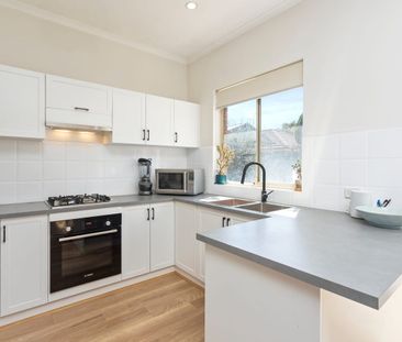 Modern & Convenient Living in Sought-After Payneham - Photo 5