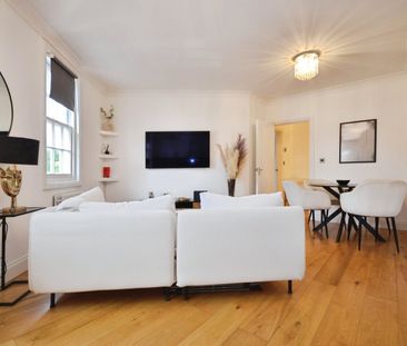 Flat to rent - Pickhurst Lane, Bromley, BR2 - Photo 1
