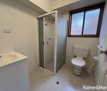 1 BEDROOM GRANNY FLAT IN IDEAL LOCATION - Photo 5