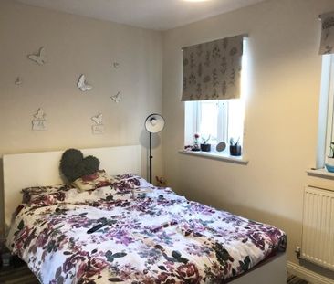 Tallis Court, Kidman Close, RM2 6GH, Property for rent - Photo 1