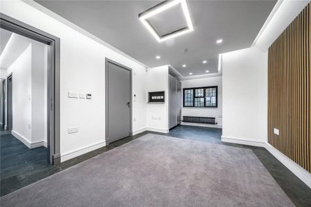 3 bedroom penthouse to rent - Photo 2