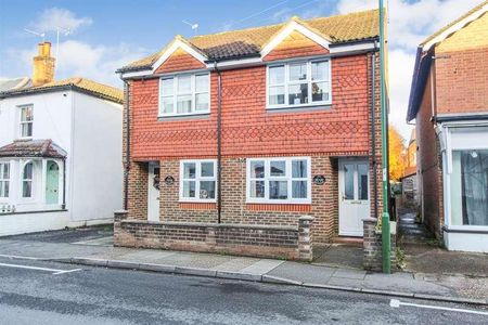 Trafalgar Road, Horsham, RH12 - Photo 2