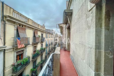 Ático dúplex en alquiler junto a Plaça Catalunya, Barcelona - Photo 3