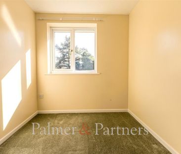 3 bedroom detached house to rent - Photo 5