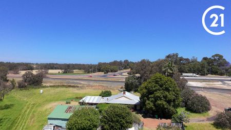 Fresh 2x1 Country Living and Peaceful Surroundings with Easy Access to Bunbury and Local Amenities. - Photo 2