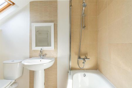 3 bedroom apartment to rent - Photo 5