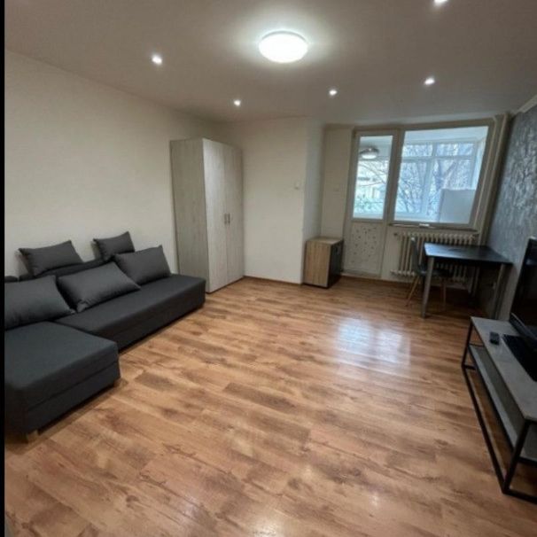 Garsonieră, Tătărași - Flora, etajul 1, mobilată și utilată - Fotografie 1