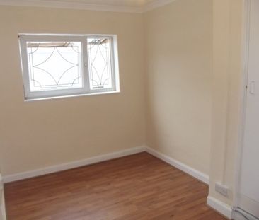 High Street, Biggleswade - Photo 1