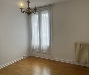 Location Appartement 4 pièces 92m² MONS EN BAROEUL 59370 - Photo 5
