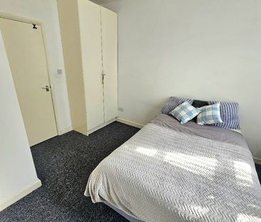 Room in a Shared Flat, Gillender Street, E3 - Photo 5