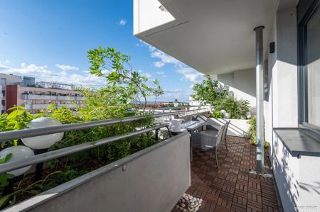 HELL UND NEUWERTIG: TEILMÖBLIERTE 2 ZIMMERWOHNUNG + POOL AM DACH + FITNESS + SAUNA - Photo 5