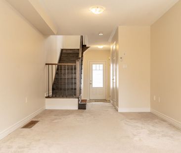 For Lease - 3092 Michelangelo Road, Burlington, Ontario - Photo 6