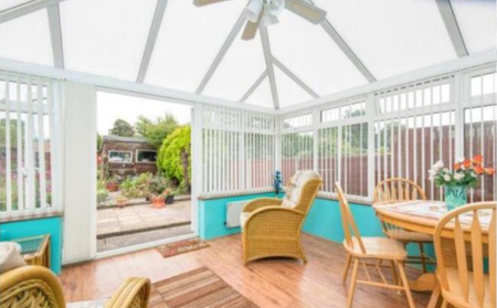 4 bedroom terraced house to rent - Photo 2