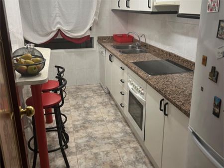 Piso de alquiler en Avinguda de L'alcora, 26, Estación - Universidad - Photo 3