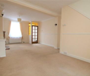 3 bedroom terraced house to rent - Photo 2