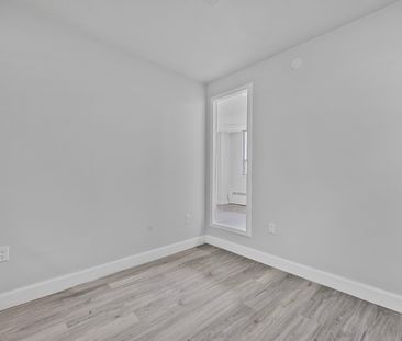 For Lease - 65 Thorncliffe Park Drive Unit# 2108, Toronto, Ontario - Photo 2