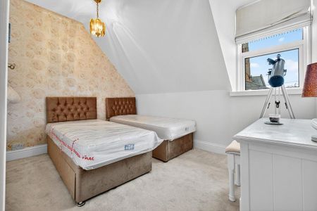 3 bedroom semi-detached house to rent - Photo 4