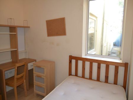 Ruthin Gardens, Cathays, Cardiff - Photo 4