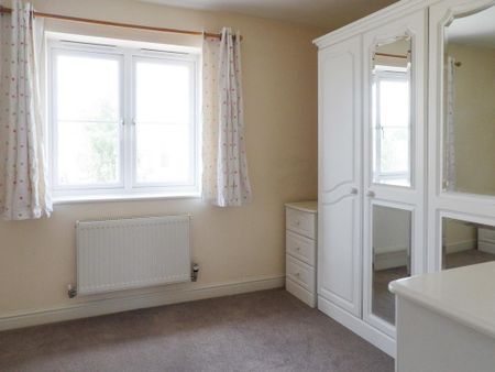 2 bedroom semi-detached house to rent - Photo 3