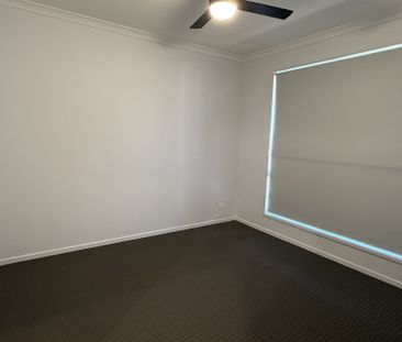13 Dover Street, Spring Mountain QLD 4300 - House For Rent | Domain - Photo 4