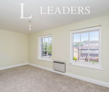 2 bedroom apartment to rent North Street, Gosport, PO12 - Photo 1