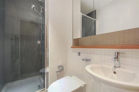 Bromyard House - Photo 5