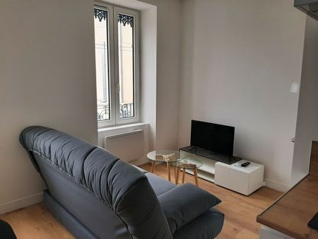 Studio meublé - VILLEURBANNE, - Photo 2