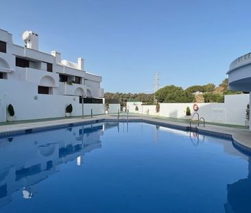 Alquiler de chalet adosado en Urbanizacion Araijanal s/n - Photo 1