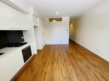 44 Belmore St, Sydney - Photo 2