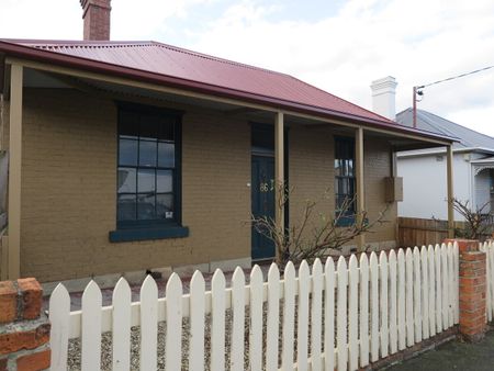 86 Queen Street Sandy Bay TAS 7005 Australia - Photo 3