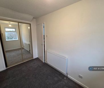 2 bedroom semi-detached house to rent - Photo 2