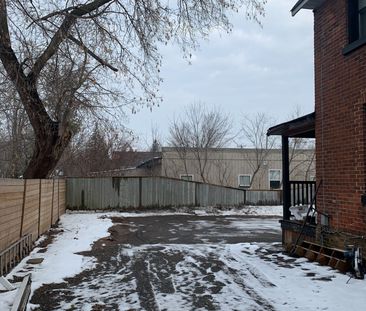 For Lease - 172 Dunlop Street, Barrie, Ontario - Photo 5