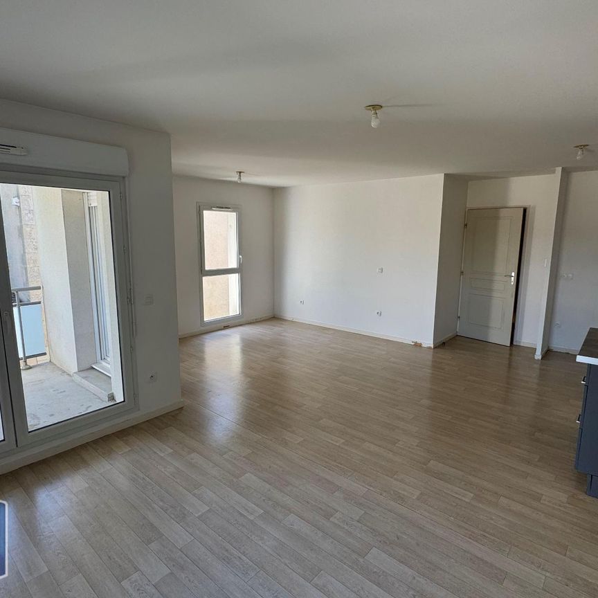 Location Appartement 3 pièces 64m² VOUNEUIL SOUS BIARD 86580 - Photo 1