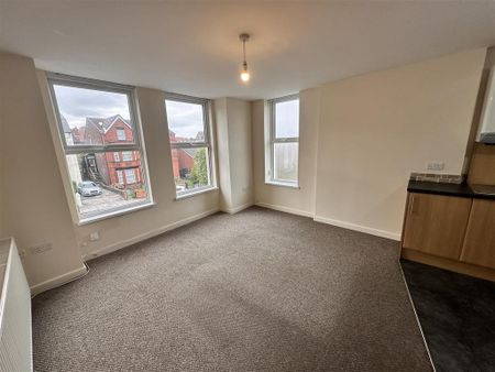 2 bedroom apartment to rent - Photo 2