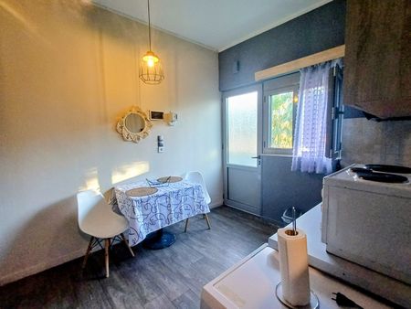 Studio/Γκαρσονιέρα για ενοικίαση Βαρειά (Λέσβος - Μυτιλήνη) - Φωτογραφία 3