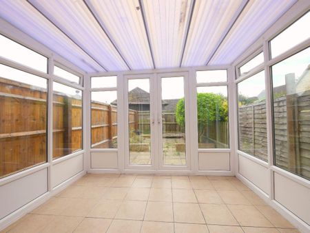 2 bedroom terraced house to rent - Photo 3