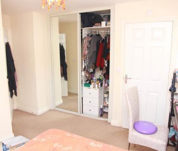 3 bedroom semi-detached house to rent - Photo 3